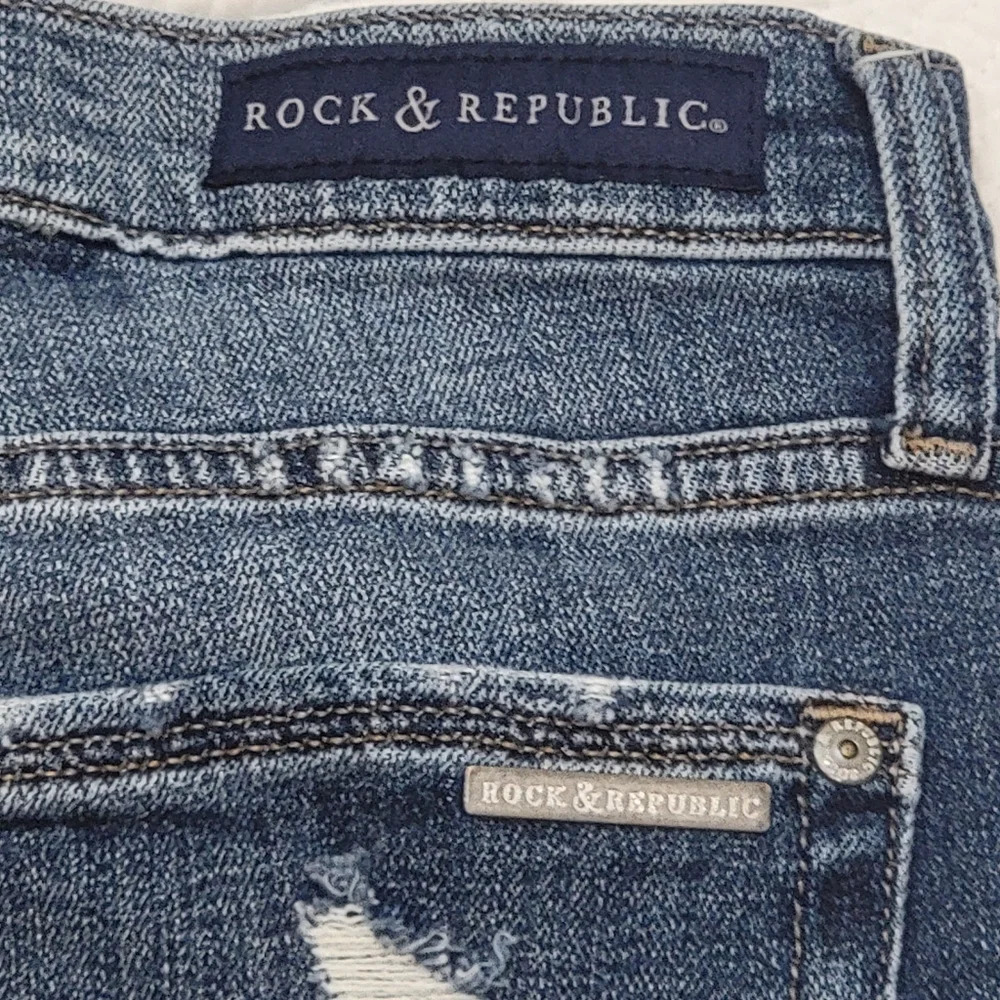 Rock & Republic Indee Distressed Jean Shorts Stretch Denim Size 6 - Picture 5 of 9